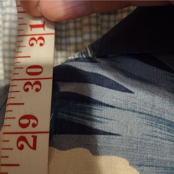 Vintage silk Hawaiian shirt - Picture 6 of 6